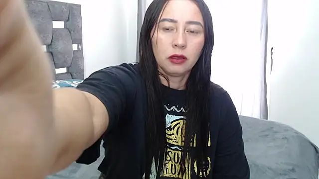 sara hott 1 online show from 05-13-26, 03:20