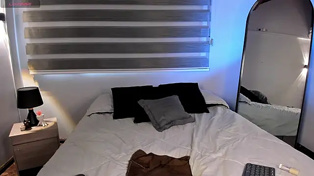 MERIDA TAYLOR online show from 02-07-26, 02:10