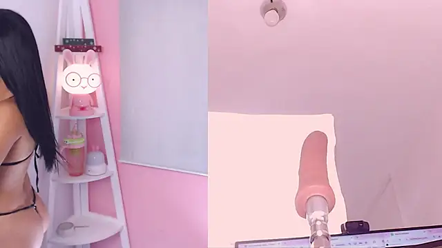 Sweet Susie  online show from 11-26-25, 08:43