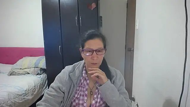 latin49 online show from 06-11-26, 05:16