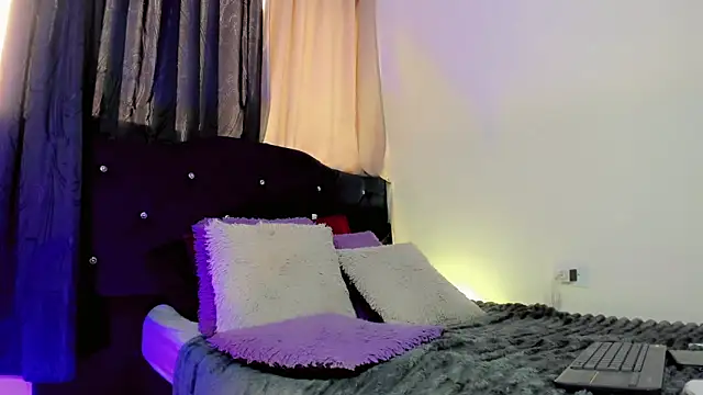 lesly xx online show from 03-27-26, 07:46