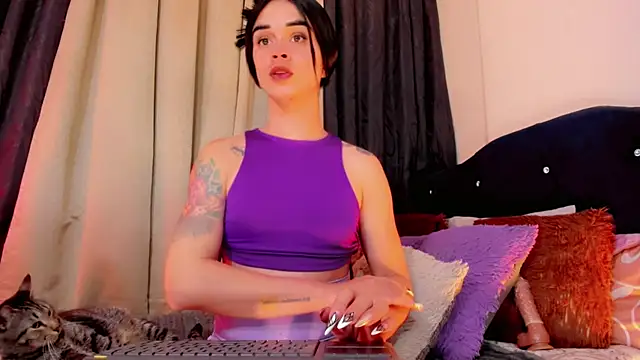 Snapshot of lesly_xx chatting on 07-05-26, 03:34 lesly xx online show from 07-05-26, 03:34
