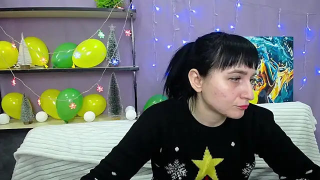 NinaFlawlees online show from 01-14-25, 07:00