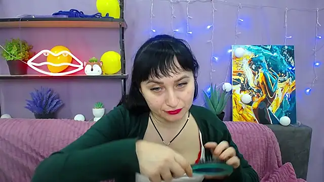 NinaFlawlees online show from 01-26-25, 11:39