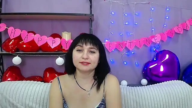 NinaFlawlees online show from 02-02-25, 01:34