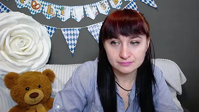 NinaFlawlees online show from 10-06-25, 12:02