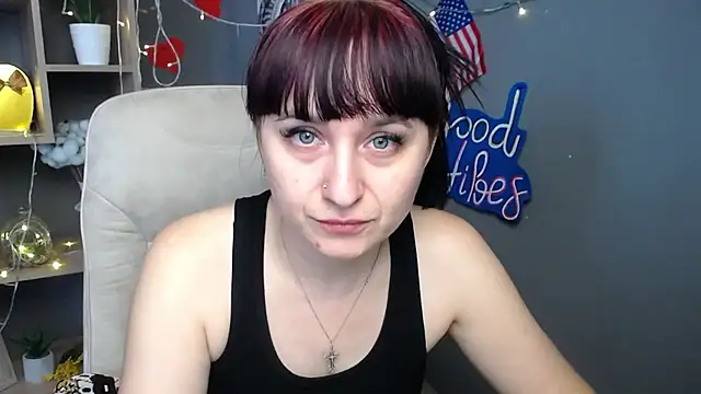 Snapshot of NinaFlawlees chatting on 07-11-26, 06:27 NinaFlawlees online show from 07-11-26, 06:27