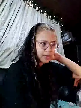 Snapshot of Hathorlove chatting on 12-09-24, 02:45 Hathorlove online show from 12-09-24, 02:45