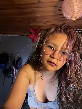 Snapshot of Hathorlove chatting on 01-21-25, 09:36 Hathorlove online show from 01-21-25, 09:36