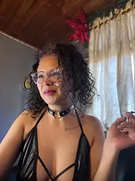 Snapshot of Hathorlove chatting on 01-23-25, 10:01 Hathorlove online show from 01-23-25, 10:01