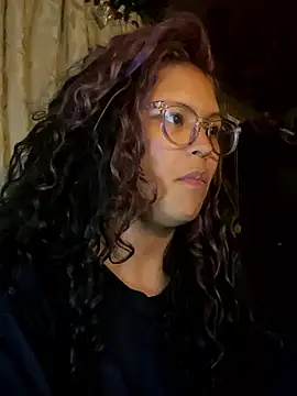 Snapshot of Hathorlove chatting on 01-25-25, 12:17 Hathorlove online show from 01-25-25, 12:17