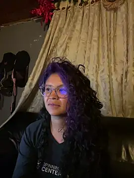 Snapshot of Hathorlove chatting on 02-09-25, 04:57 Hathorlove online show from 02-09-25, 04:57