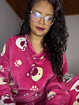 Snapshot of Hathorlove chatting on 03-09-25, 05:55 Hathorlove online show from 03-09-25, 05:55