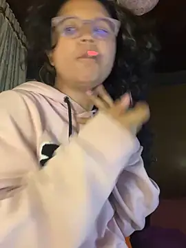 Snapshot of Hathorlove chatting on 09-23-25, 06:27 Hathorlove online show from 09-23-25, 06:27