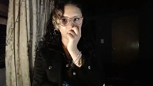 Hathorlove online show from 11-13-25, 02:54