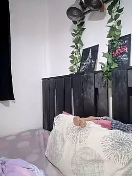 Bayan-Queen online show from 10-22-25, 07:46