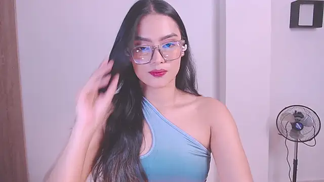 Snapshot of 1eve_rox chatting on 11-27-25, 08:33 1eve rox online show from 11-27-25, 08:33