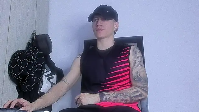 Snapshot of enzo_bvlgari chatting on 01-09-26, 02:36 enzo bvlgari online show from 01-09-26, 02:36