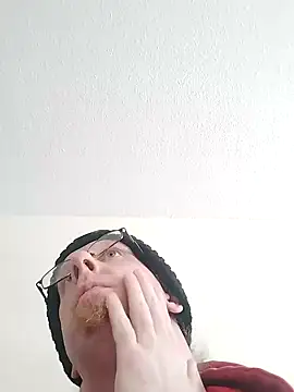 Snapshot of TaylorBlaze chatting on 01-21-25, 03:21 TaylorBlaze online show from 01-21-25, 03:21