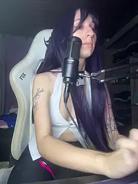 bunnydark00 online show from 03-18-26, 04:26