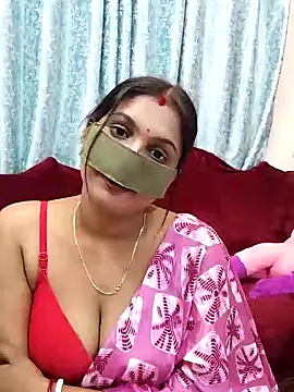 Queen Dolly online show from 02-05-25, 06:15