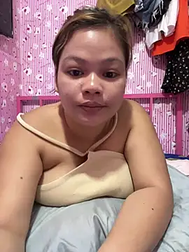Snapshot of shaira4u chatting on 07-10-26, 01:21 shaira4u online show from 07-10-26, 01:21