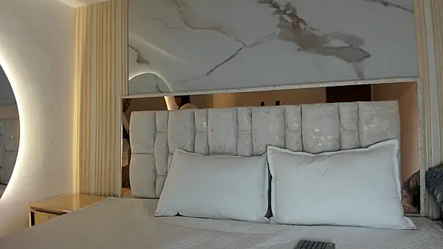 Naughty  Mom online show from 03-27-26, 06:07