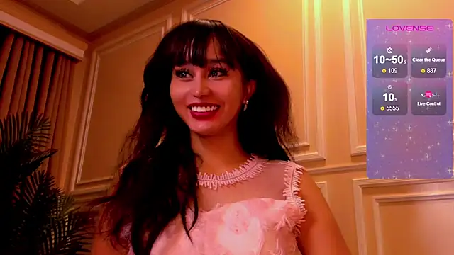 YOURCRISTINAS online show from 10-29-25, 04:15