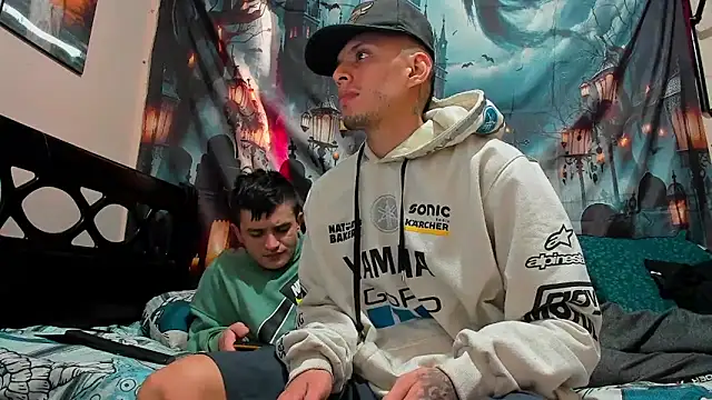 Snapshot of davidlatin66 chatting on 11-06-25, 06:20 davidlatin66 online show from 11-06-25, 06:20