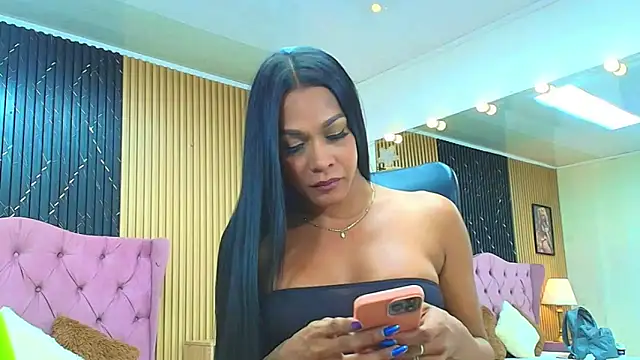 Snapshot of BARBIE_BROWNN chatting on 05-28-26, 02:03 BARBIE BROWNN online show from 05-28-26, 02:03