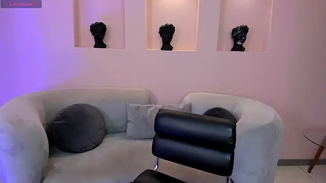 EveBensonX online show from 01-15-25, 08:26