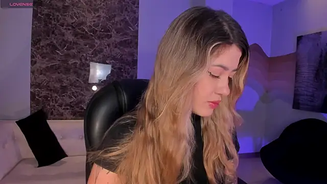 EveBensonX online show from 02-10-26, 12:53