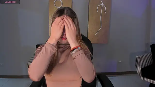 EveBensonX online show from 02-22-26, 05:55