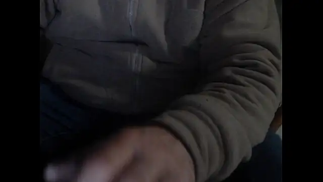Snapshot of masculine_bear_daddy chatting on 12-29-24, 06:05 masculine bear daddy online show from 12-29-24, 06:05