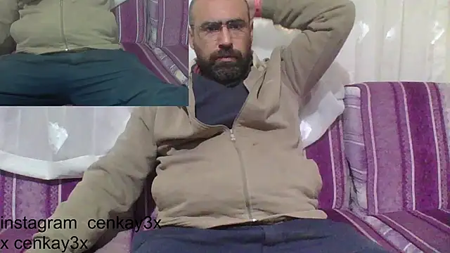 Snapshot of masculine_bear_daddy chatting on 02-17-25, 03:42 masculine bear daddy online show from 02-17-25, 03:42