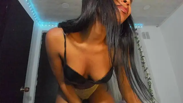 Snapshot of Mia_damm chatting on 03-04-25, 06:58 Mia damm online show from 03-04-25, 06:58