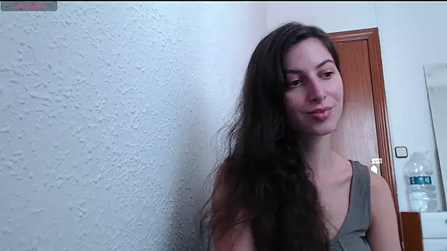  Hot Lady  online show from 09-18-25, 12:18