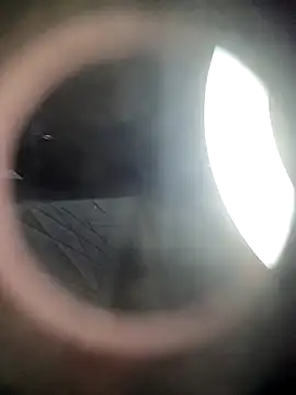 Snapshot of HotWifeNisha chatting on 12-21-24, 09:04 HotWifeNisha online show from 12-21-24, 09:04