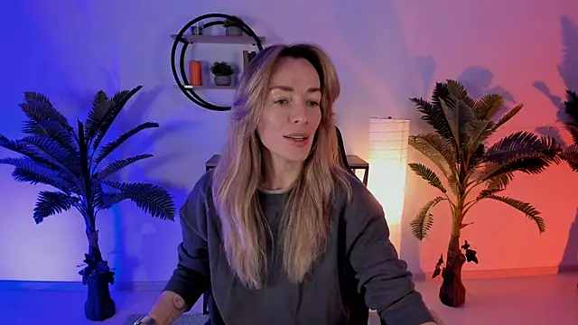 RebeccaMartinez online show from 01-19-25, 05:26