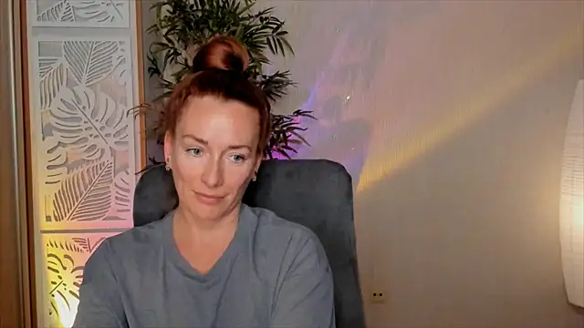 RebeccaMartinez online show from 05-22-26, 12:11