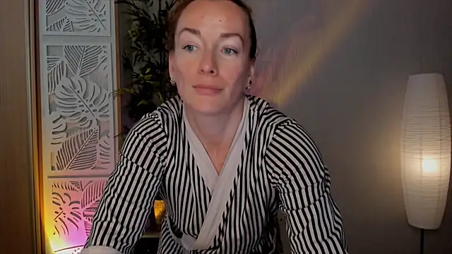 Snapshot of RebeccaMartinez chatting on 06-03-26, 09:12 RebeccaMartinez online show from 06-03-26, 09:12