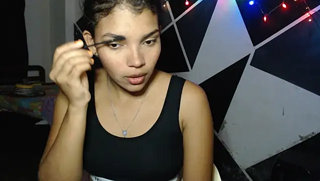 Snapshot of emilyharber chatting on 05-13-26, 04:15 emilyharber online show from 05-13-26, 04:15
