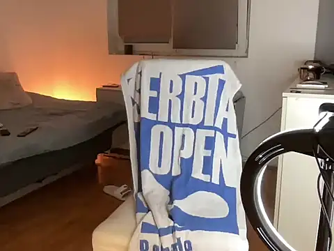 alejandrobgxh online show from 10-21-25, 04:19