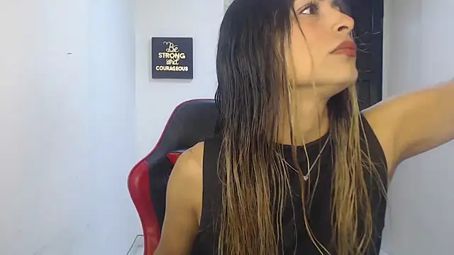 Liamiler01  online show from 11-19-25, 01:11