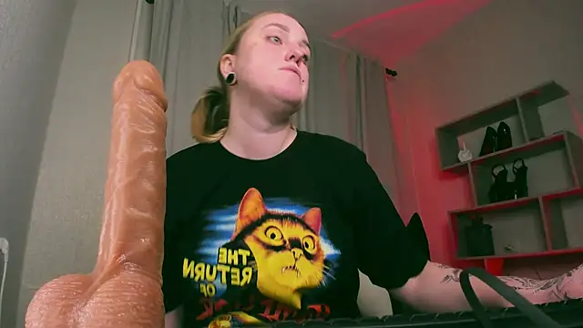 Snapshot of Frau__Lilith chatting on 01-23-25, 11:37 Frau Lilith online show from 01-23-25, 11:37