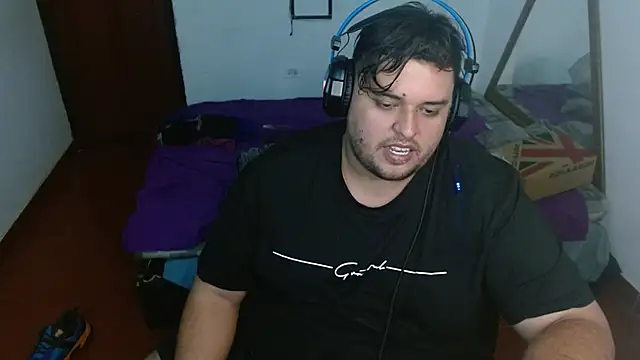 Snapshot of altairstudiosvip_ chatting on 12-10-24, 02:39 altairstudiosvip online show from 12-10-24, 02:39