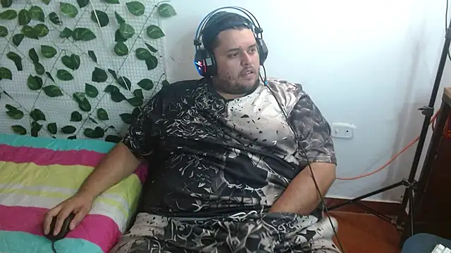 Snapshot of altairstudiosvip_ chatting on 01-21-25, 01:00 altairstudiosvip online show from 01-21-25, 01:00