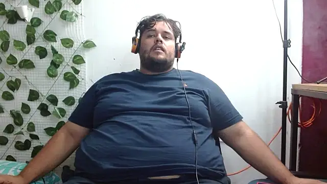 Snapshot of altairstudiosvip_ chatting on 02-05-25, 02:48 altairstudiosvip online show from 02-05-25, 02:48