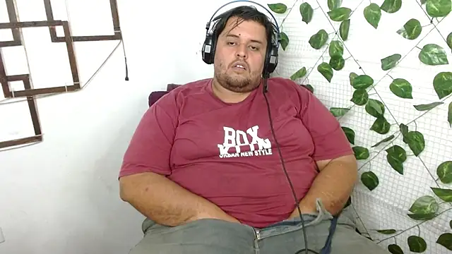 Snapshot of altairstudiosvip_ chatting on 09-20-25, 02:23 altairstudiosvip online show from 09-20-25, 02:23