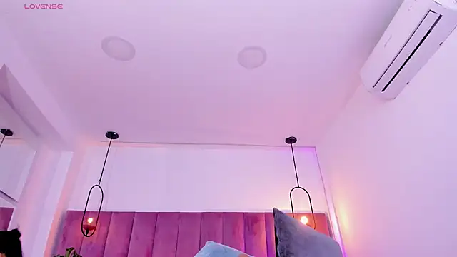 Snapshot of babepolly chatting on 06-17-26, 10:39 babepolly online show from 06-17-26, 10:39